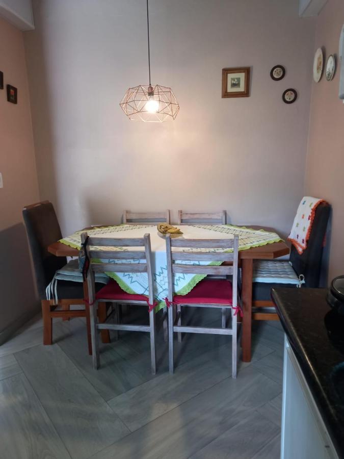 הוילה גרופאבה Casa Perto Do Centro מראה חיצוני תמונה